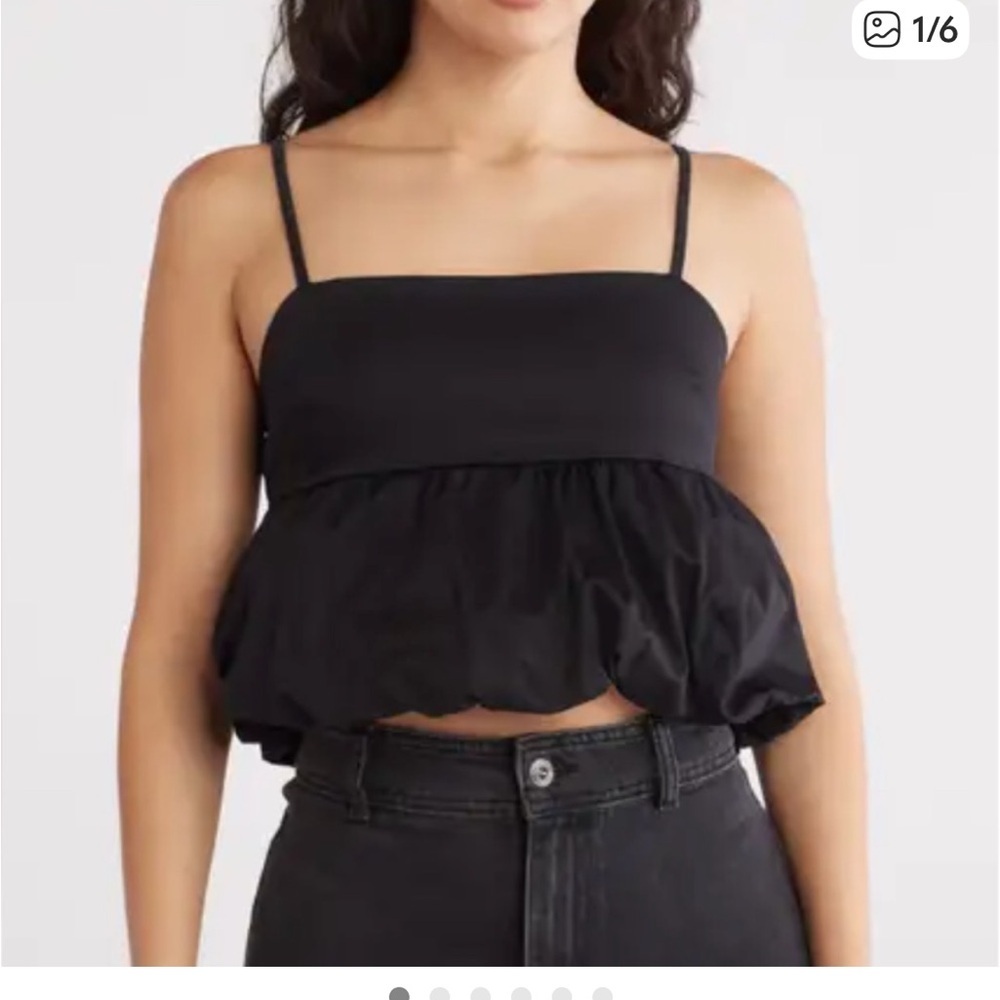 NWOT Abound bubble peplum crop